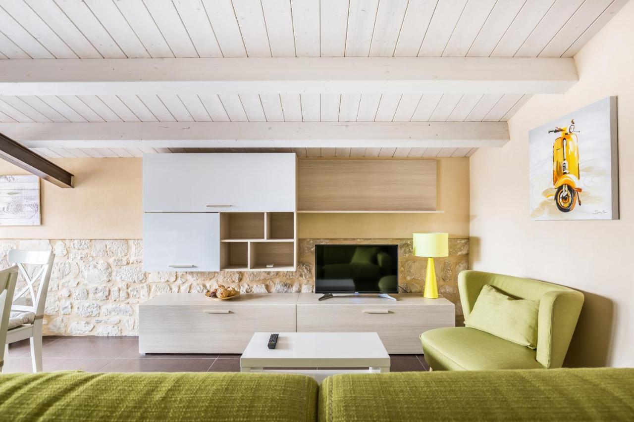 Modica For Family - Rooms And Apartments Exterior photo