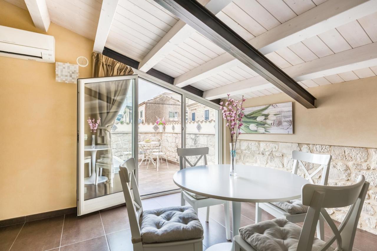 Modica For Family - Rooms And Apartments Exterior photo